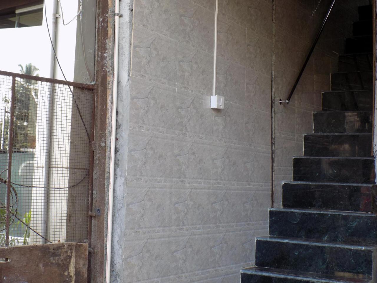 Metro Inn Dormitory Bombay Exterior foto